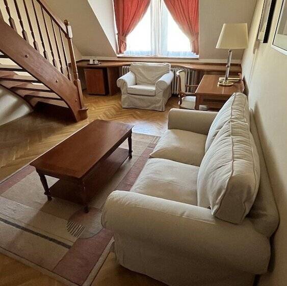 Fotos del hotel Louren:  20