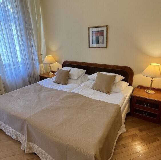 Fotos del hotel Louren:  10