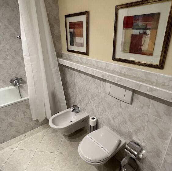 Fotos del hotel Louren:  13