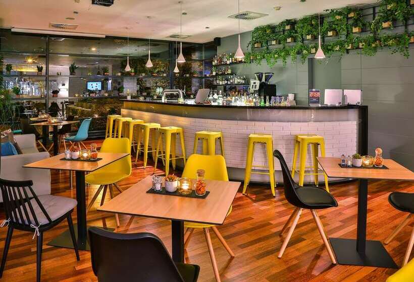 Fotos del hotel Frankfurt Messe Affiliated By Meliá:  24