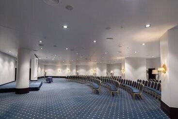 هتل Holiday Inn Porto Gaia, An Ihg