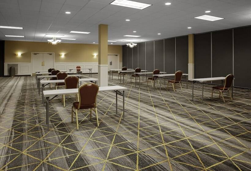 Holiday Inn Hotel & Suites Boston   Peabody By Ihg