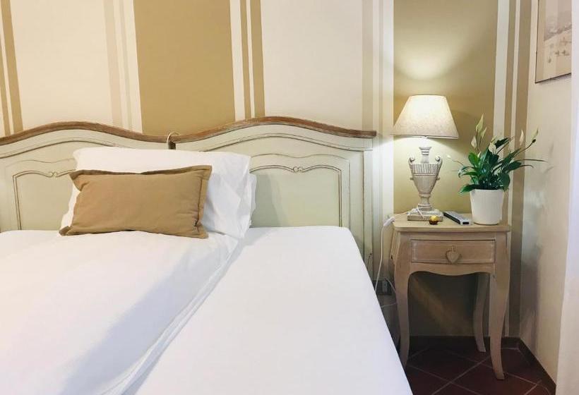 فندق Hôtel Barbabuc