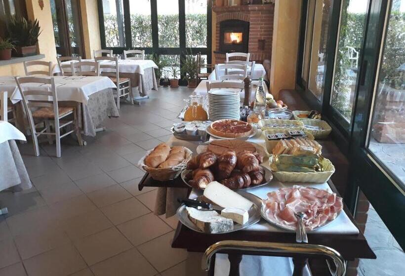 בית מלון כפרי La Cascina Di Villa Due