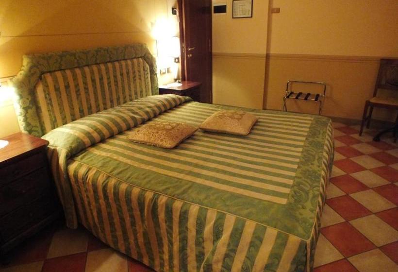 هتل La Contrada Dei Monti
