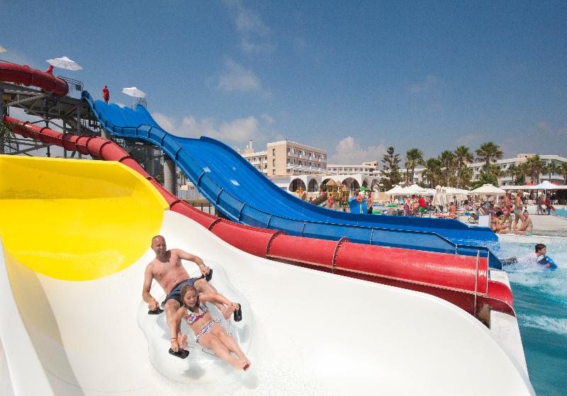 هتل Louis Phaethon Beach