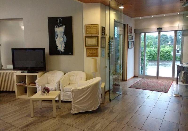 فندق Nuova Italia