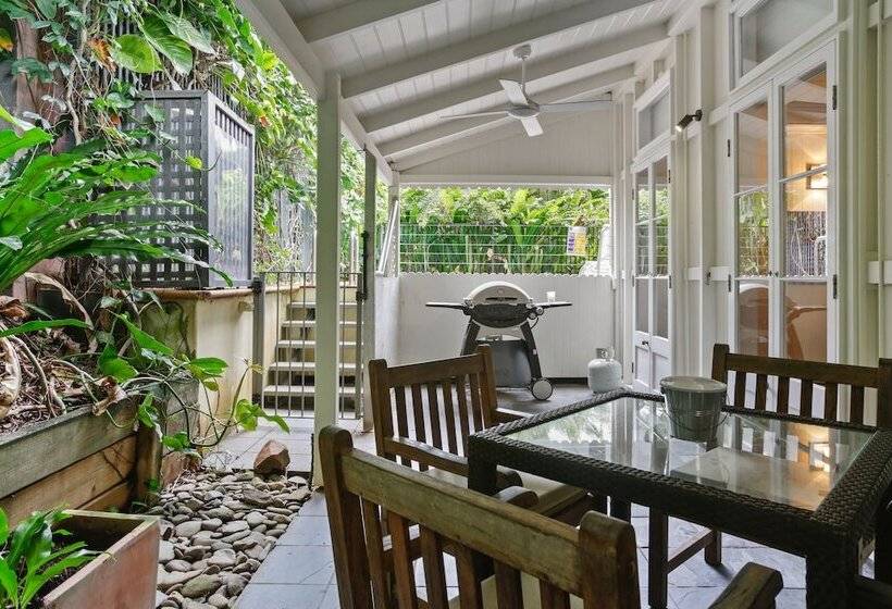 Fotos del hotel Port Douglas Cottage & Lodge:  12