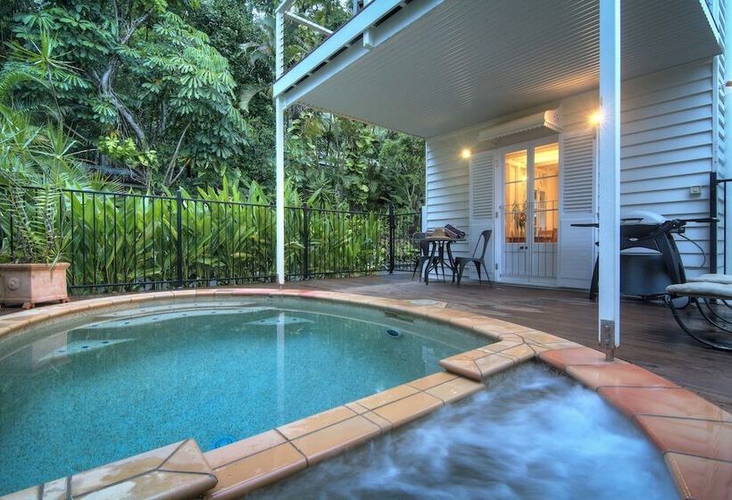 Fotos del hotel Port Douglas Cottage & Lodge:  2