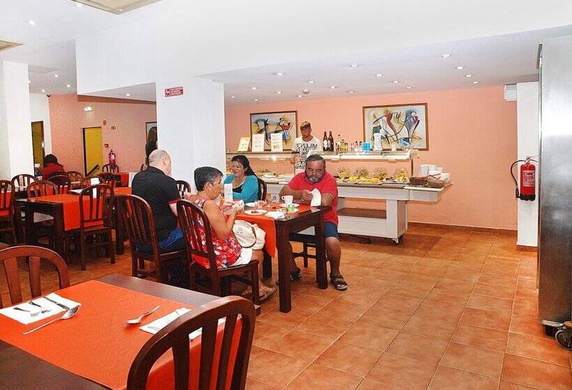 هتل Portimão Center