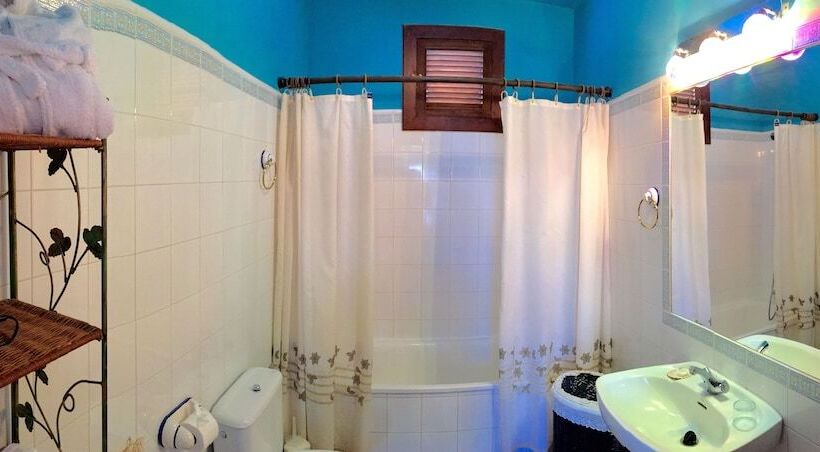 هتل Rural Casona Santo Domingo