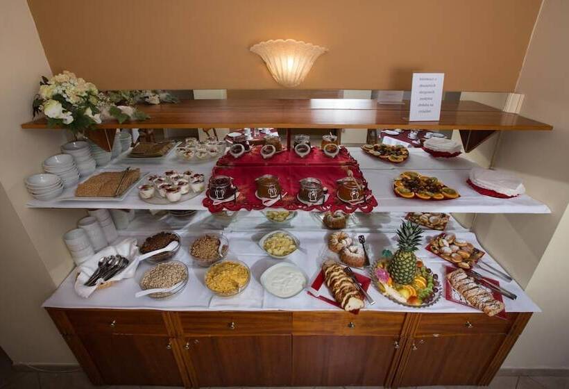 Fotos del hotel Tyl:  2