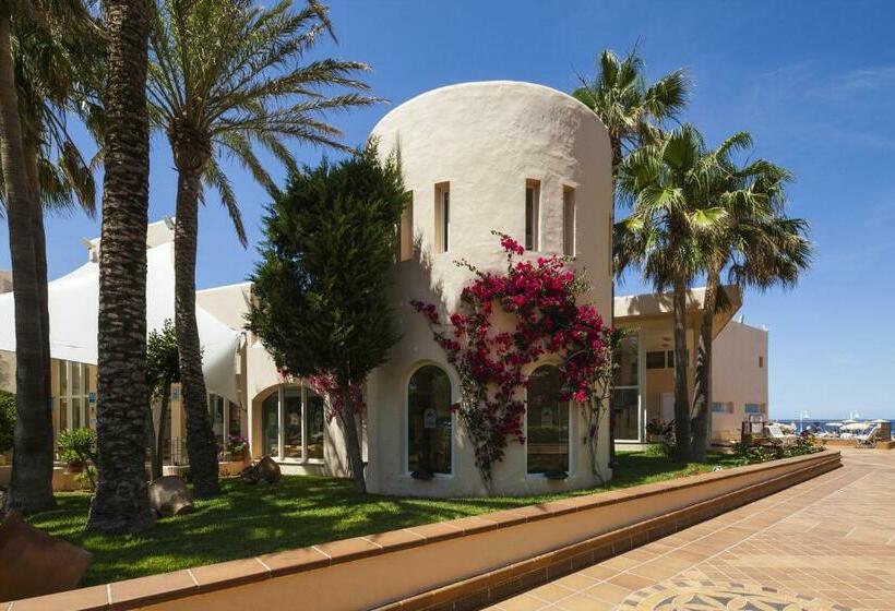 Invisa Hotel Club Cala Verde