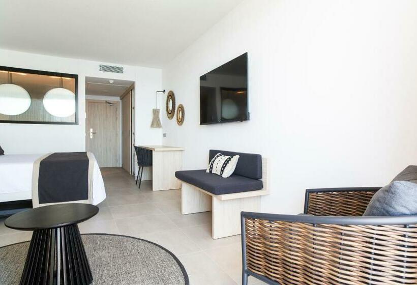 Invisa Hotel Club Cala Verde