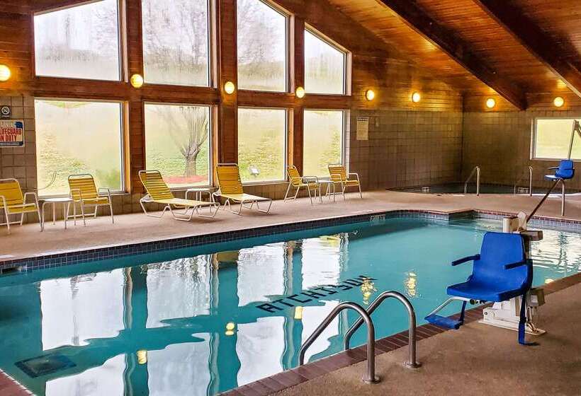 汽车旅馆  Quality Inn Atchison