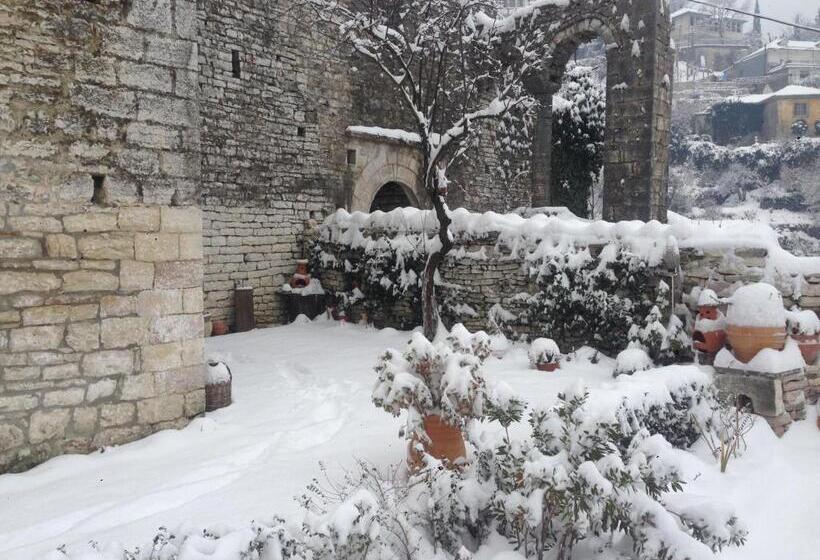 بنسيون Konaku Guest House