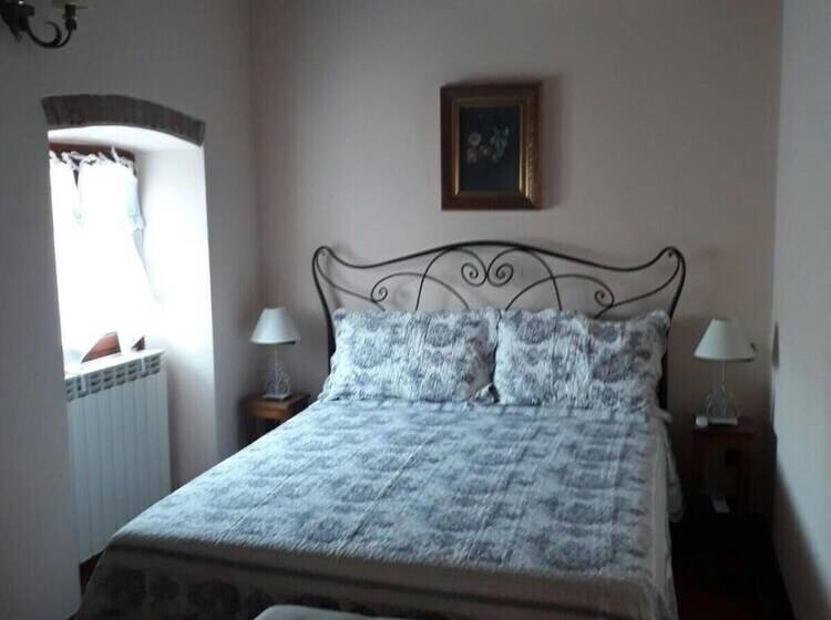 هتل B&b La Corte Suites