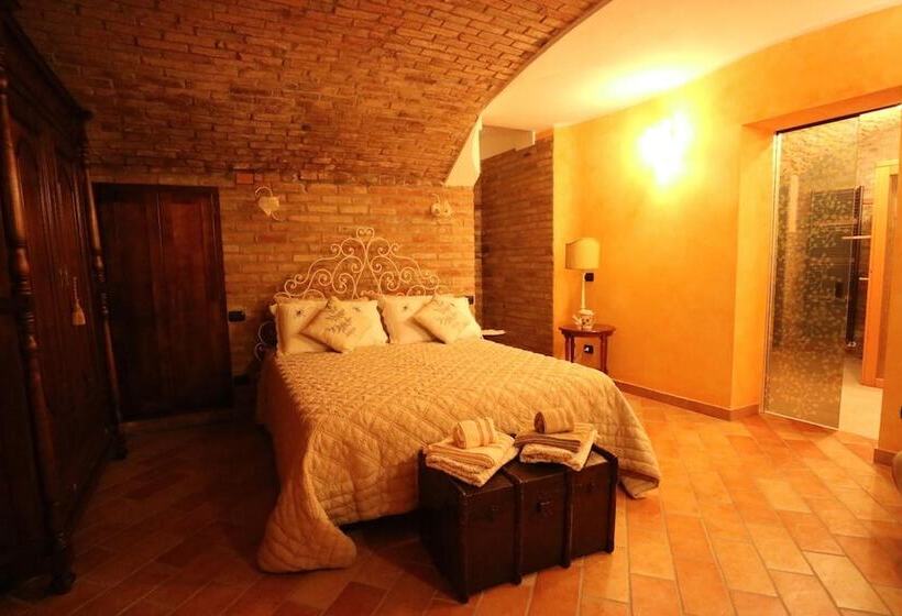 هتل B&b La Corte Suites