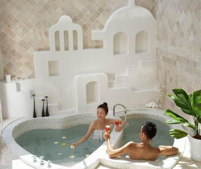 هتل Fennel Resort