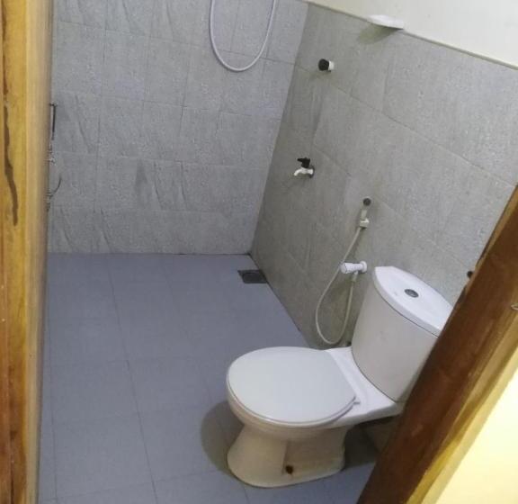 هتل Naaval Beach Villa & Rooms