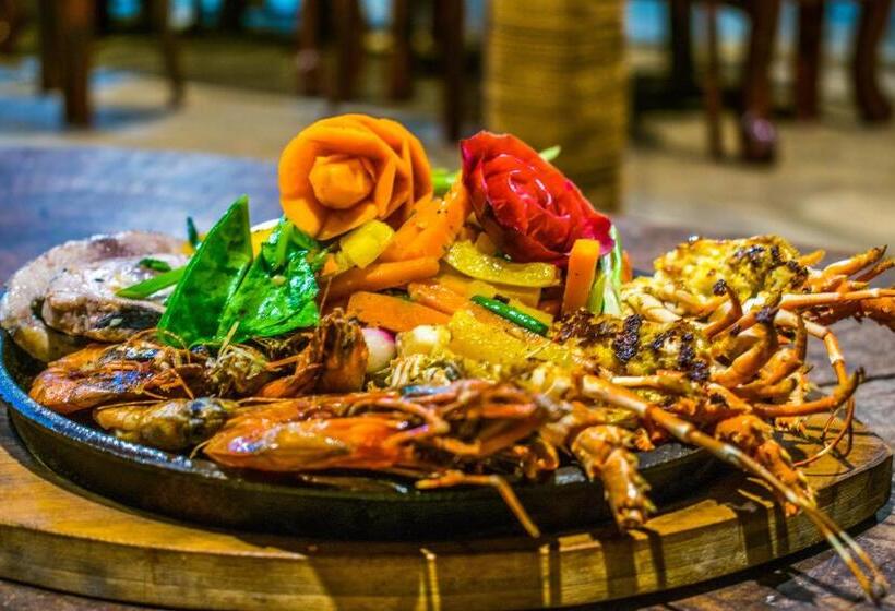 호텔 Omeesha Beach