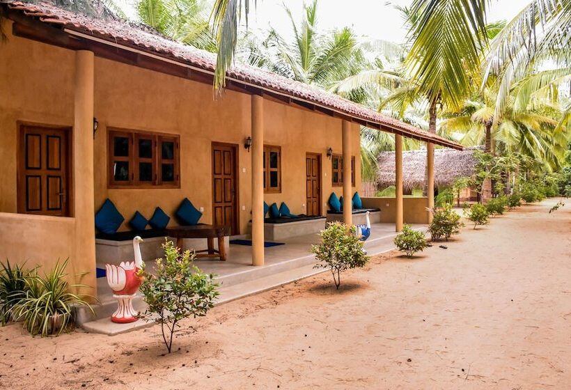 호텔 Omeesha Beach