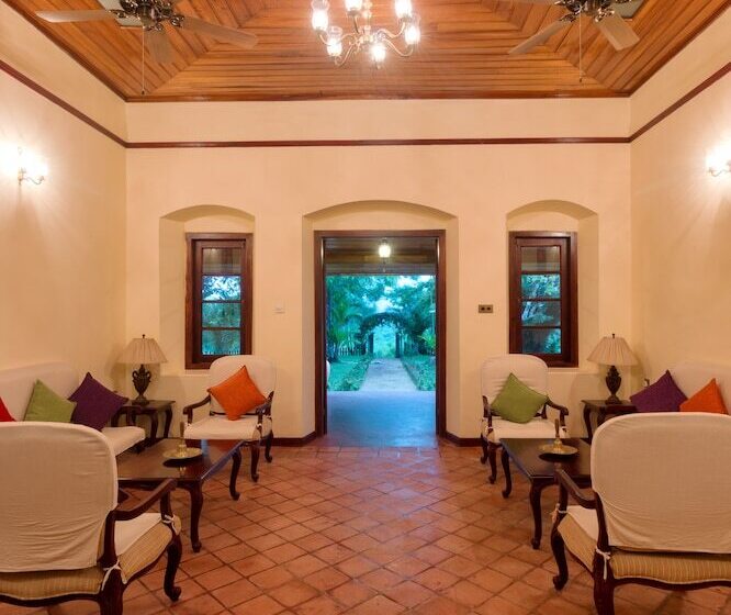 هتل Thebuwana Bungalow