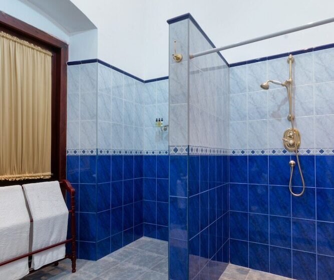 هتل Thebuwana Bungalow
