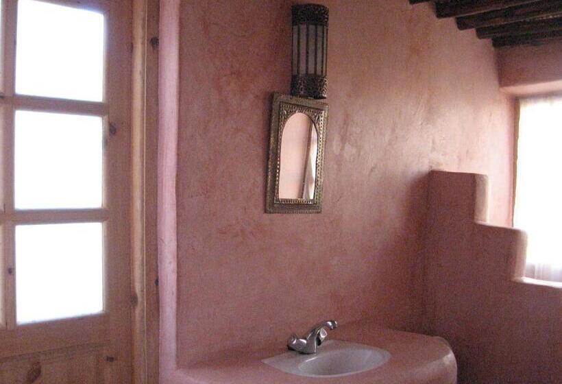 هتل Ayouze Auberge