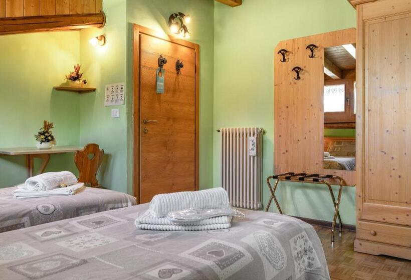هتل B&b La Genzianella