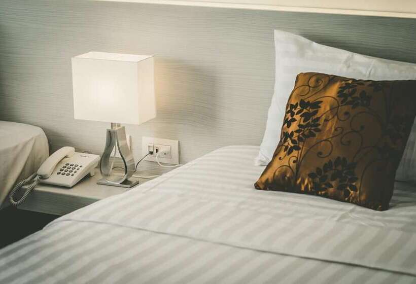 فندق Chaisaeng Villa