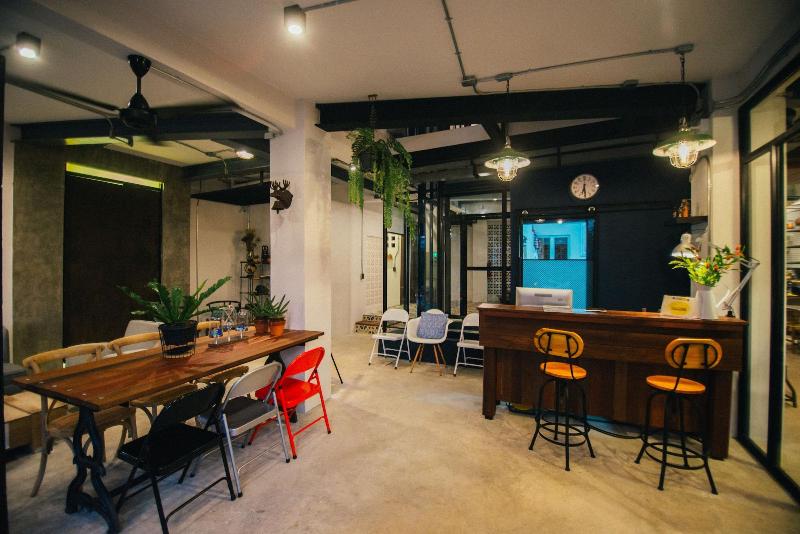 فندق Chernchan Hostel