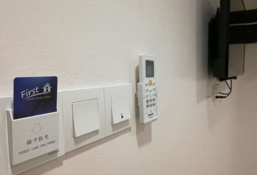 בית מלון כפרי First Guest House Cheras