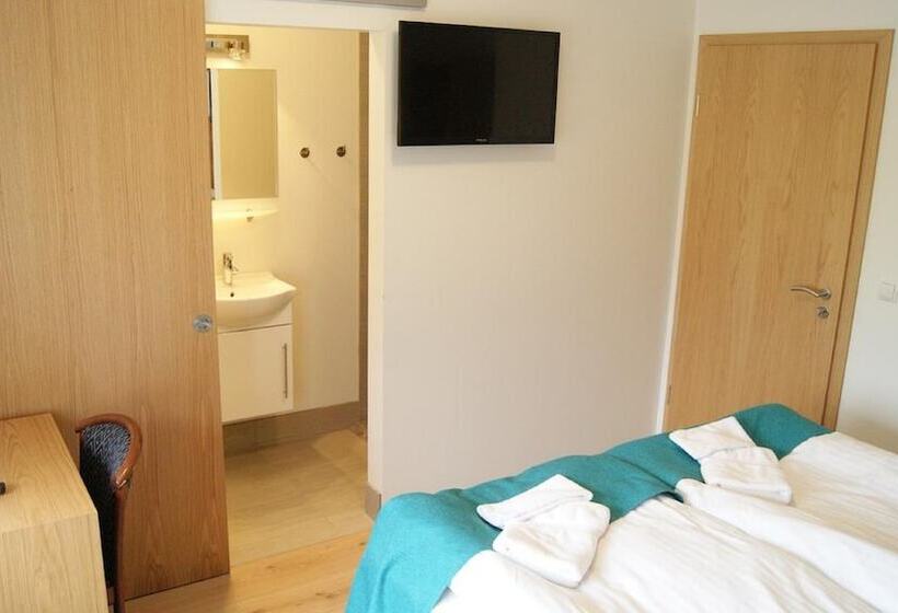 Fotos del hotel Glacier World Hoffell Guesthouse:  27