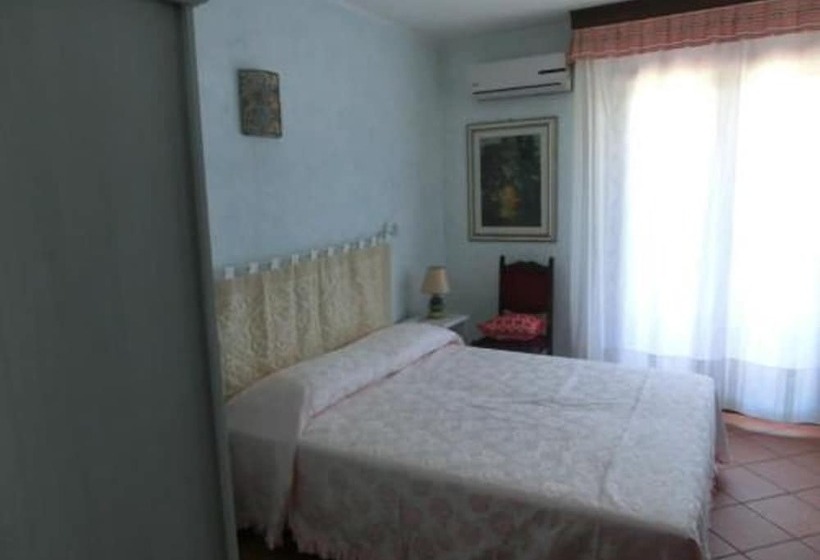 هتل La Grotta Delle Fate