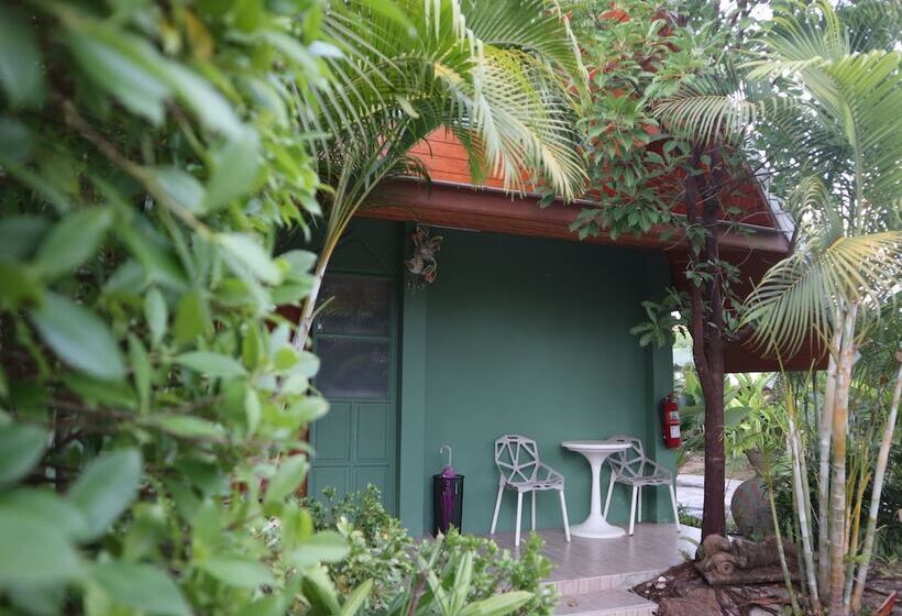 בית מלון כפרי Maya Resort
