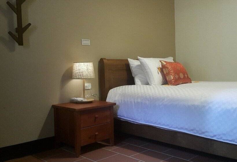 هتل Mount Tai Wu Cozy