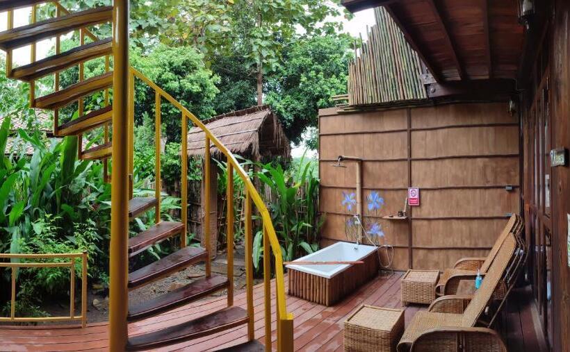 هتل Nan De Panna Resort And Spa