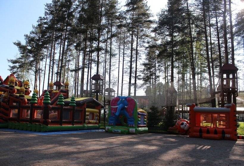 هتل Okhta Park