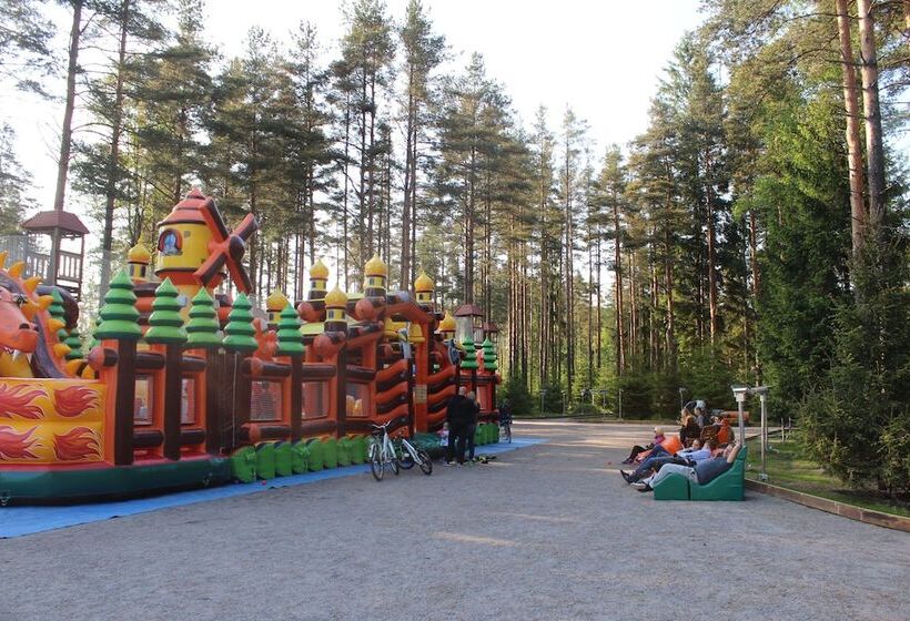 هتل Okhta Park