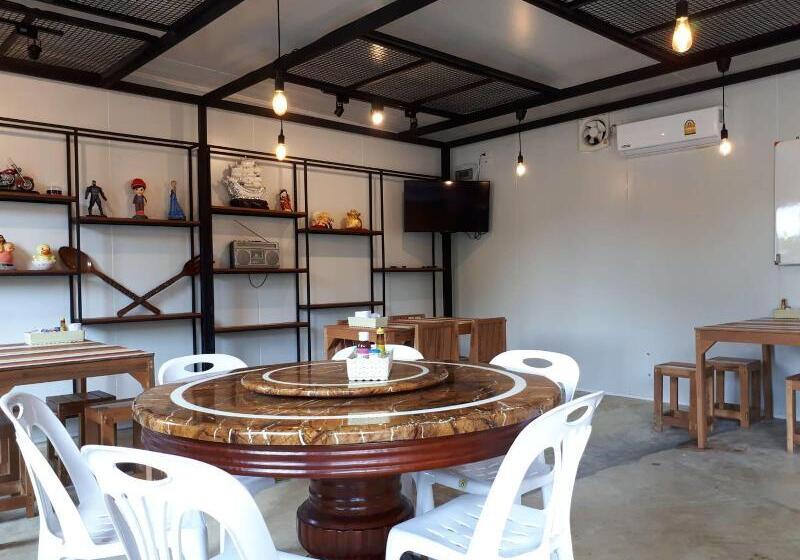 فندق Pool House Lanska