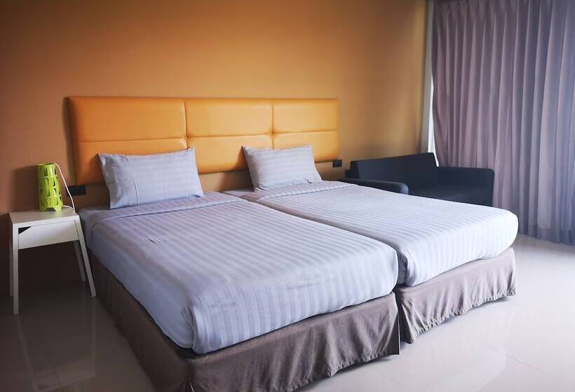 هتل The Lofts Eco