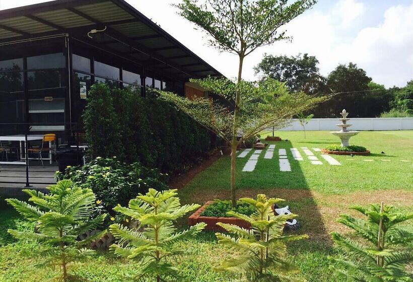 هتل The Lofts Eco