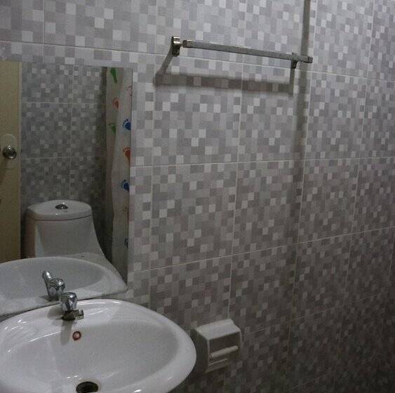 هتل Townview Guest House