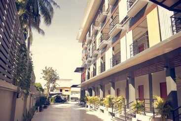 هتل Waen Petch Place