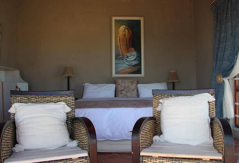 Отель Walkerbay Accommodation
