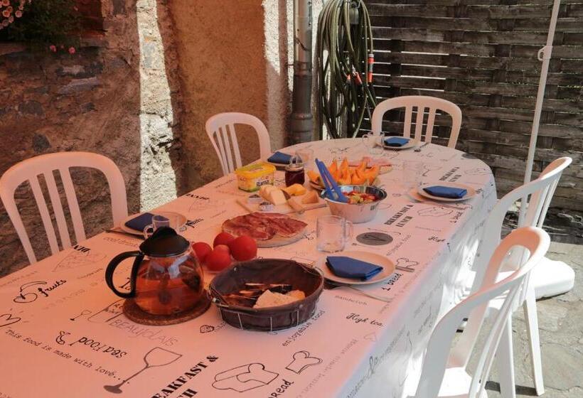 ベッドアンドブレックファースト Casa Dosc