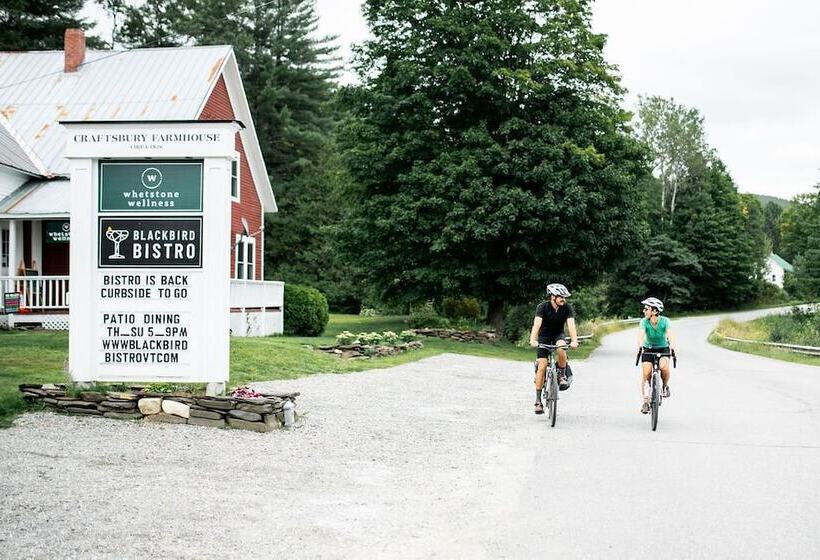 Отель Craftsbury Farmhouse