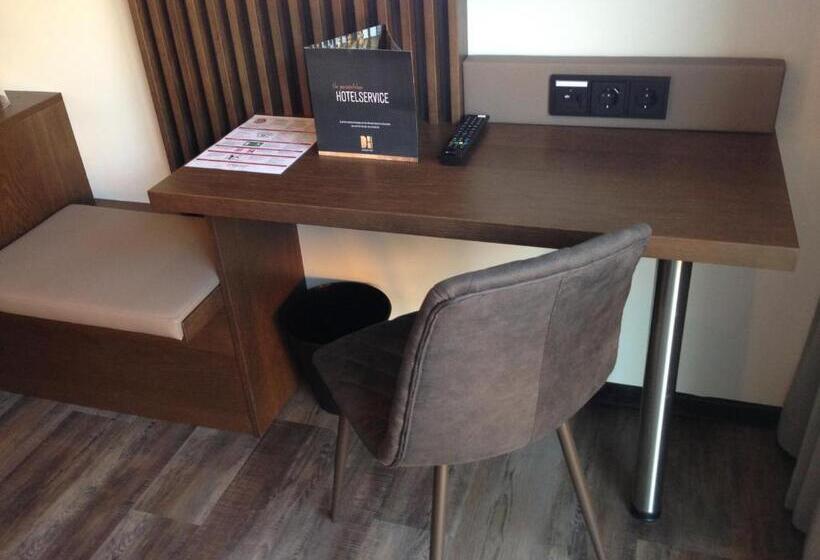 ホテル Donauhof Mauthausen