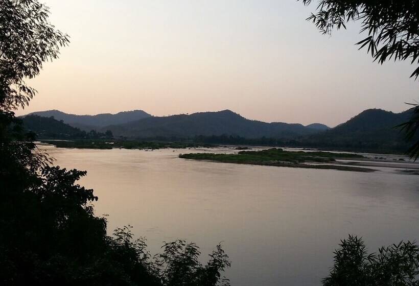 هتل Rim Nam Kong Homestay & Campsite